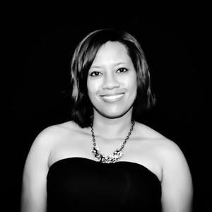 Meet your Posher, Dionne